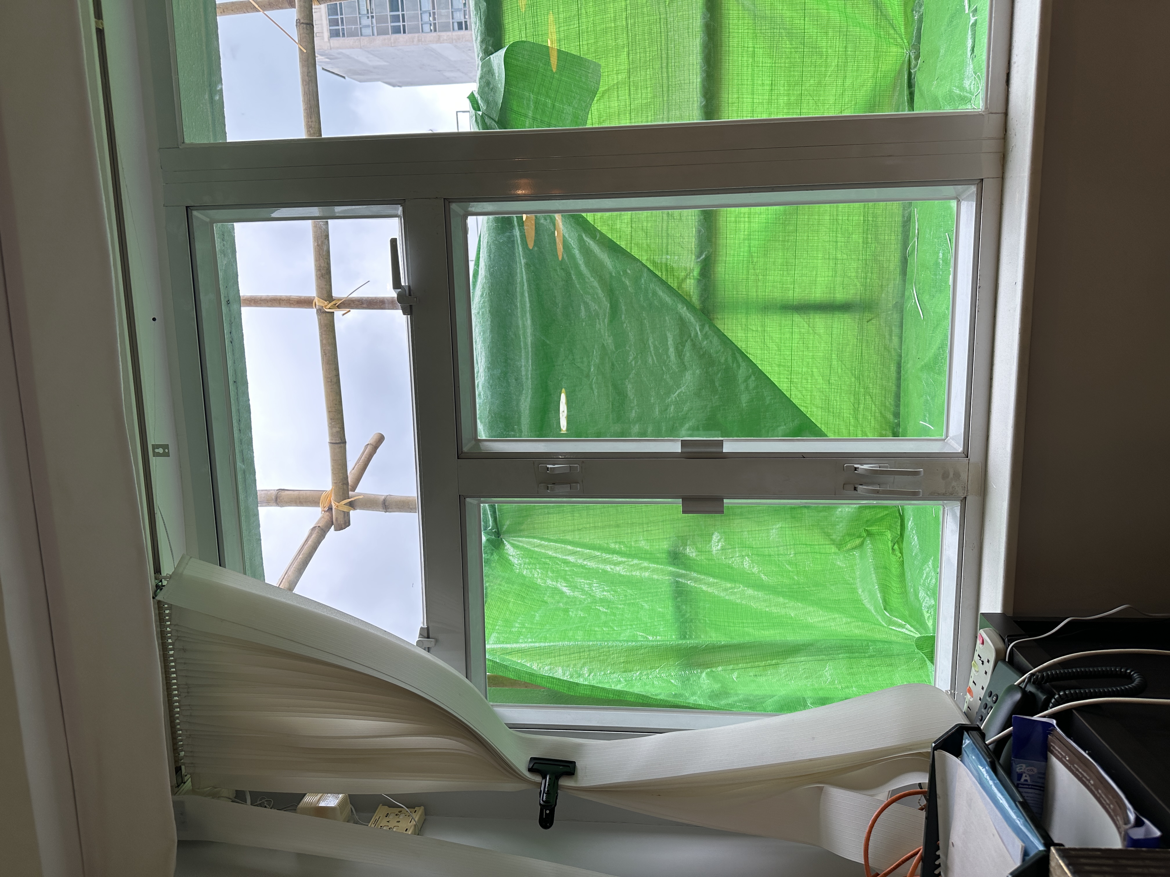 官塘鴻圖道44-46號世紀工商中心