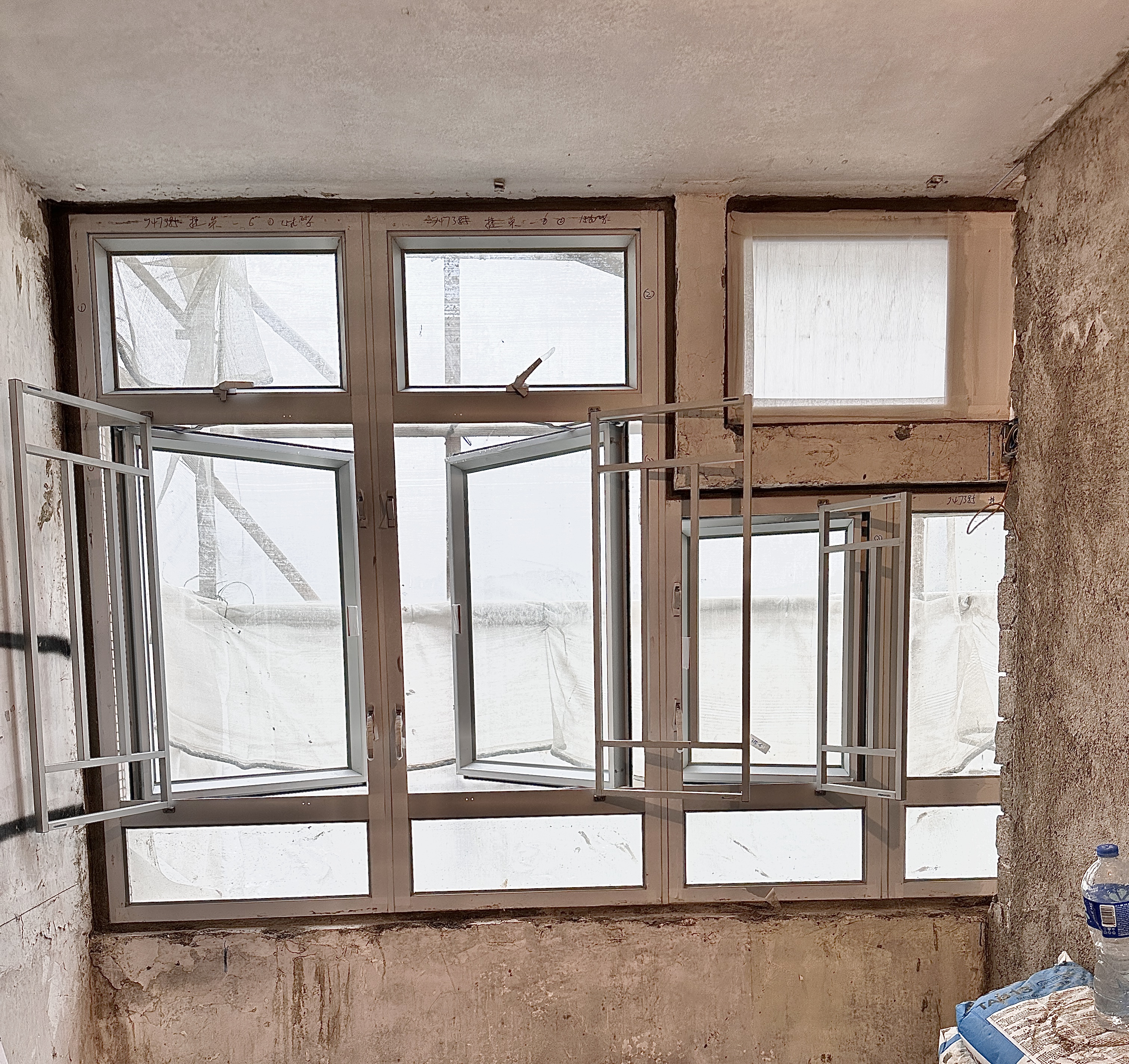 景林邨，全屋新造窗